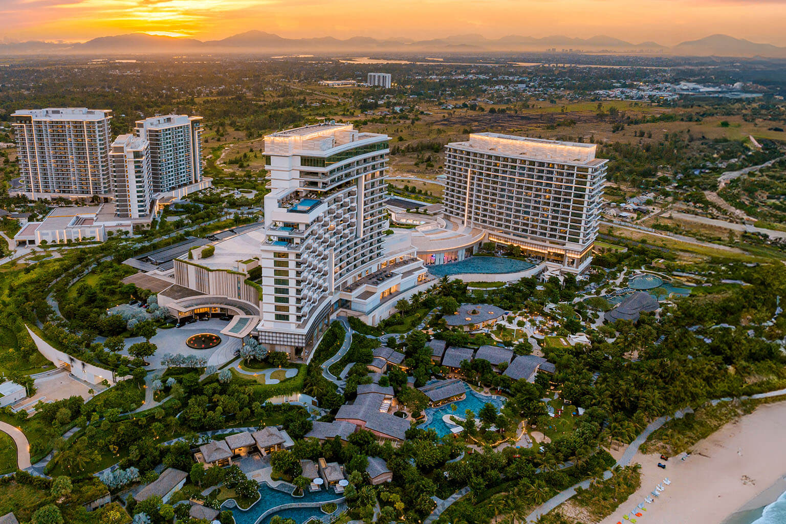 VÌ SAO HOIANA BEACH VILLAS ĐANG TRỞ THÀNH ĐIỂM ĐẾN CỦA GIỚI TINH HOA MIỀN TRUNG?